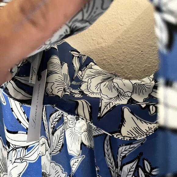 NEW Lovers + Friends Life's a beach floral top - Picture 8 of 11